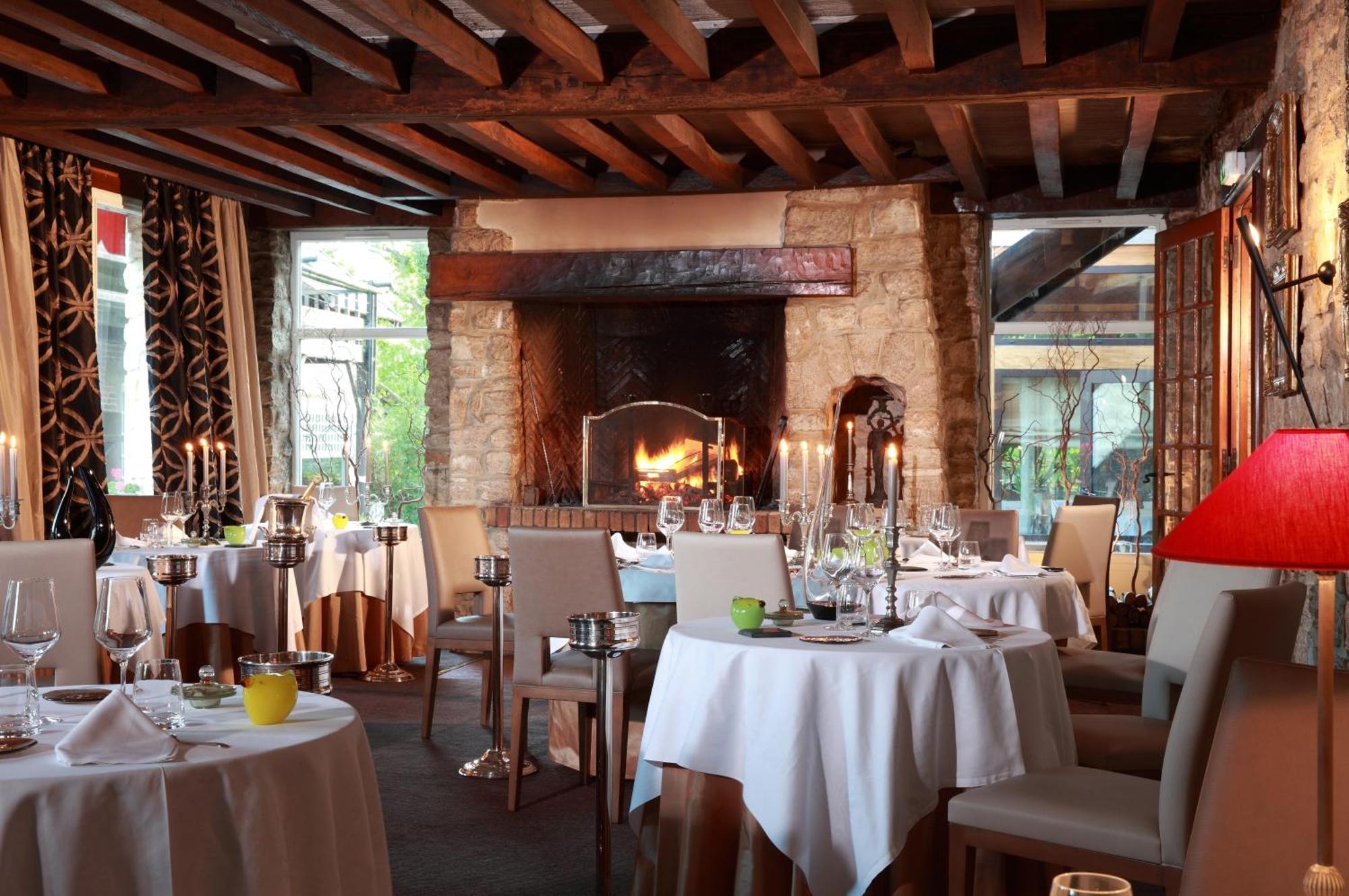 Отель Auberge A La Bonne Idee Saint-Jean-aux-Bois  Экстерьер фото